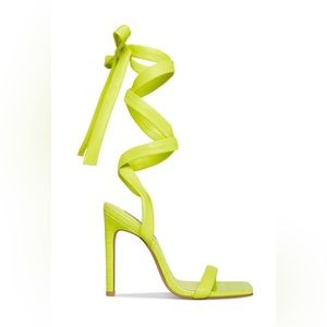 Steve Madden heel sandal size 8.5M